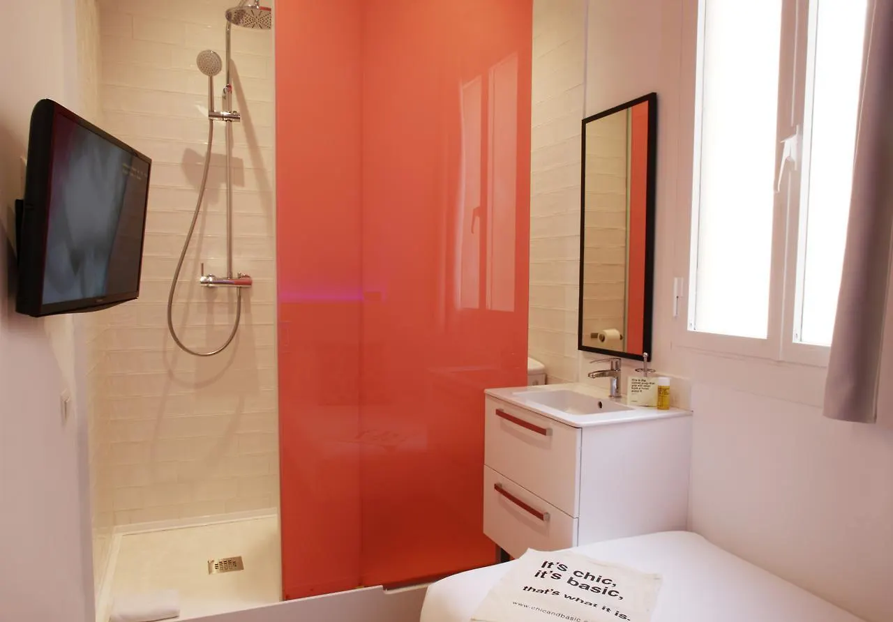 Chic & Basic Tallers Hostal Barcelona Gæstehus